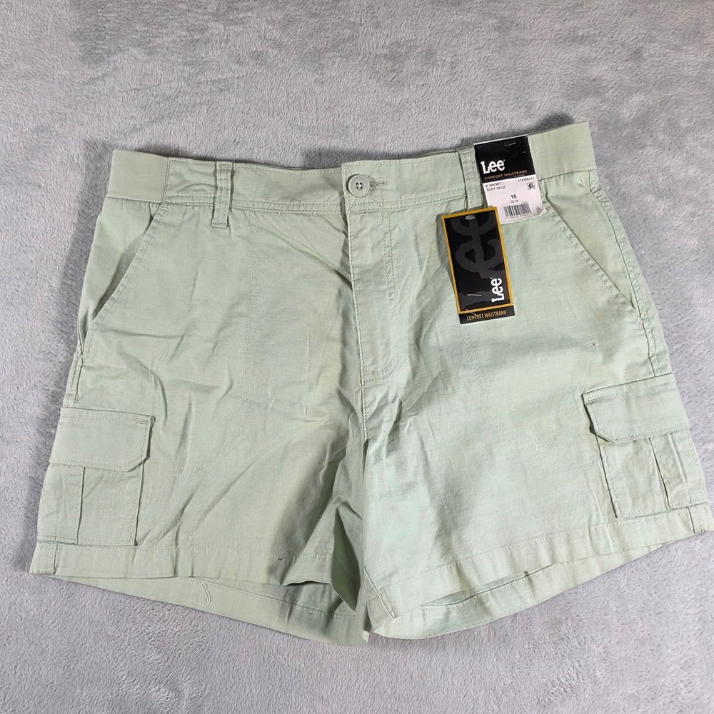 Lee Womens Comfort Waistband‎ 5" Cargo Shorts Soft Sage Green Size 16 NWT